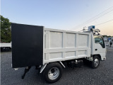 車両右側:ゲートの開閉スムーズです✨