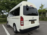 ハイエースバン 3.0 DX ロング ハイルーフ ディーゼル 4WD MT5速 5ドア 6人乗り ETC