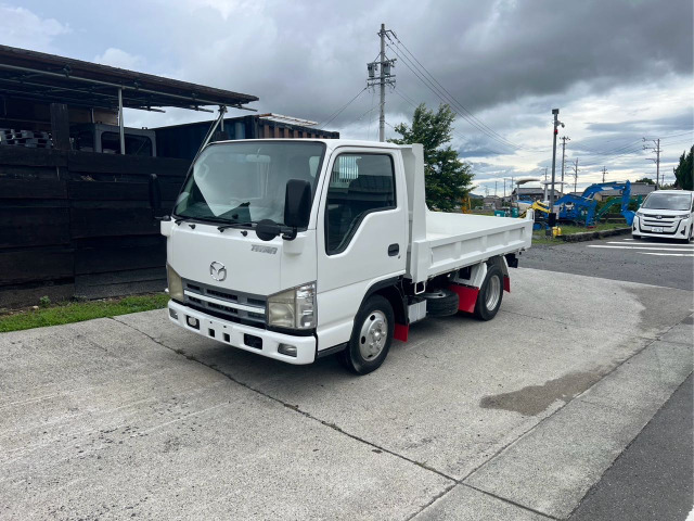 タイタン  ダンプ2トン 5MT ETC