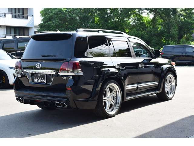 トヨタ ランドクルーザー200 4.6 ZX 4WD WALDコンプリート の中古車
