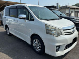 ノア 2.0 Si 4WD 両側電動スライドドア バックカメラ