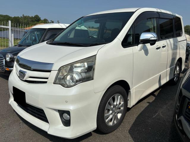 ノア 2.0 Si 4WD 両側電動スライドドア バックカメラ