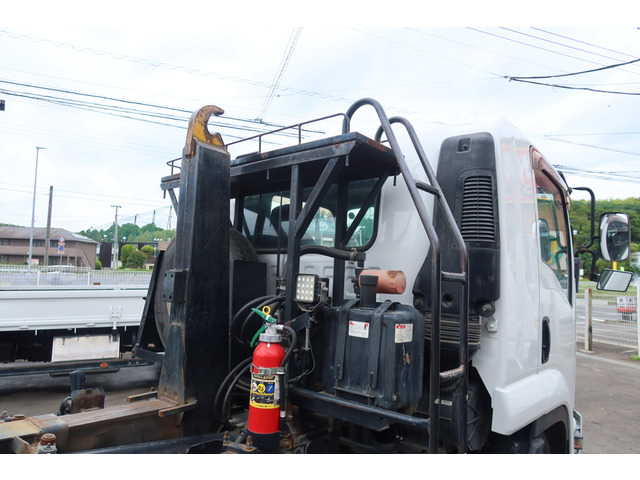 いすゞ フォワード アームロール 新明和製 積載3750kg の中古車詳細