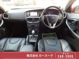 V40 T4 T4 黒革シート/純正ナビ地デジ/バックモニター