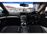 運転席と助手席などです。視界もよく運転しやすいと思います。