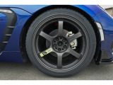 RAYSグラムライツ57DR SPEC-D18インチ、タイヤは235/40のハンコックを採用