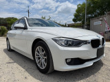 3シリーズツーリング 320i ナビ、バックカメラ、電動バックドア