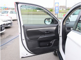 ※車両は全て現状販売です。ナビ、オーディオ等の装備品は入庫時に一通りチェックをしておりますが動作保証は一切しておりません。現車確認時にお客様自身でチェックをお願い致します。