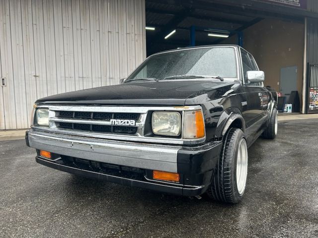 /その他 マツダ  B2200キャブプラス