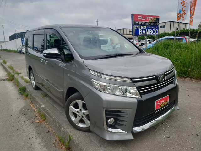ヴォクシー 2.0 ZS 煌 4WD 