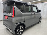 【全国納車OK】 現車をご覧になれないお客様でも、安心してお車をご購入いただける環境を整えております。 色々な角度から撮影したたくさんの画像など豊富な資料送りいたしております。