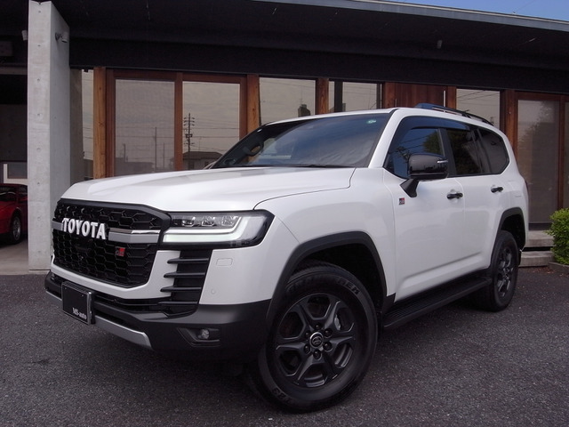 トヨタ ランドクルーザー300 3.5 GRスポーツ 4WD リア