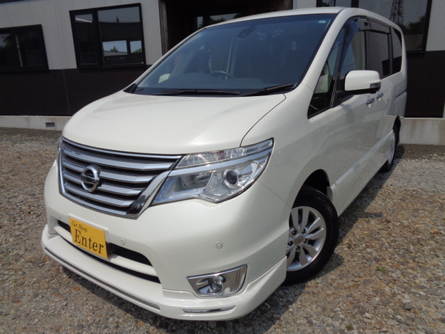 セレナ 2.0 ハイウェイスター アドバンスドセーフティパッケージ 4WD 