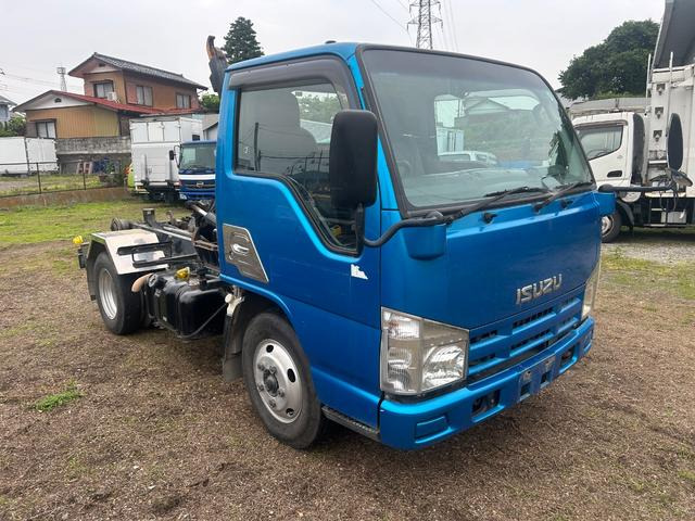 物置や倉庫にいかがですか？　エルフ　NKR81EAV　車載取外しコンテナ⑭ 物置や倉庫にいかがですか？ エルフ NKR81EAV 車載取外しコンテナ⑭