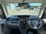 視界もバッチリでどなた様でも運転しやすいお車です♪