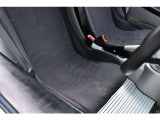【消耗品交換含む】全車を対象に必要に応じて、消耗品交換一式を総額表示価格に含んでおります。(バッテリー、エンジンオイル、フィルター類、ワイパーゴム、エアコンフィルター、ドライブベルト、ブレーキパット)