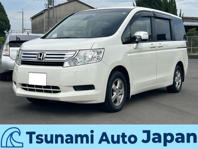 ステップワゴン 2.0 L 4WD 両電動ドア/スマートキー/フリップダウン