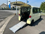 タント L 福祉車両 車椅子スローパー 車椅子固定装置付 4人乗り リアシート脱着可能