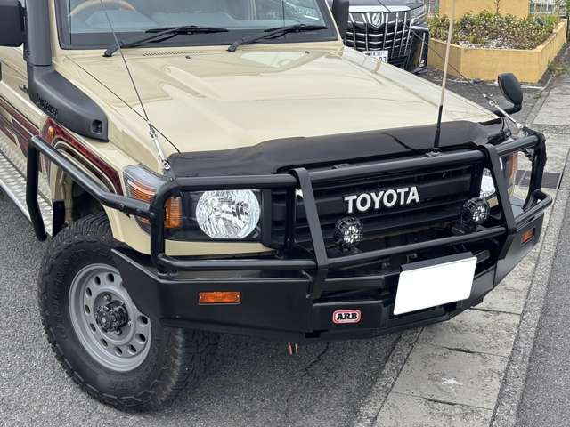 トヨタ ランドクルーザー70 ピックアップ 4.0 4WD ARBバンパー