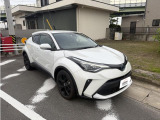 【中古車情報】トヨタ C-HR ハイブリッド 1.8 G モード ネロ セーフティ プラスIII  の中古車詳細（走行距離：5.2万km、カラー：ホワイト、販売地域：愛知県弥富市荷之上町）