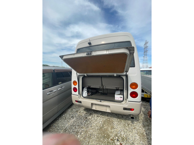 ローザ  おすすめの1台!入庫!送迎に!