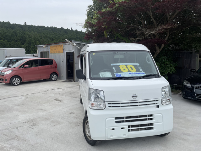 NV100クリッパー  2WD ETC ラジオ