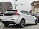 V40 D4 SE ディーゼル ベージュ本革 ナビ Bカメ