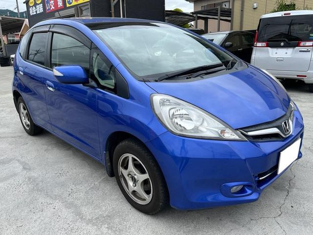 フィット1.3 13G スマートセレクションフルフラット セキュリティアラーム