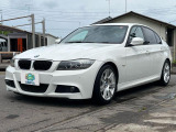 スタッフ全員、車好き&お客様思いのメンバーです!♪