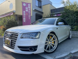 アウディ S8 4.0 4WD