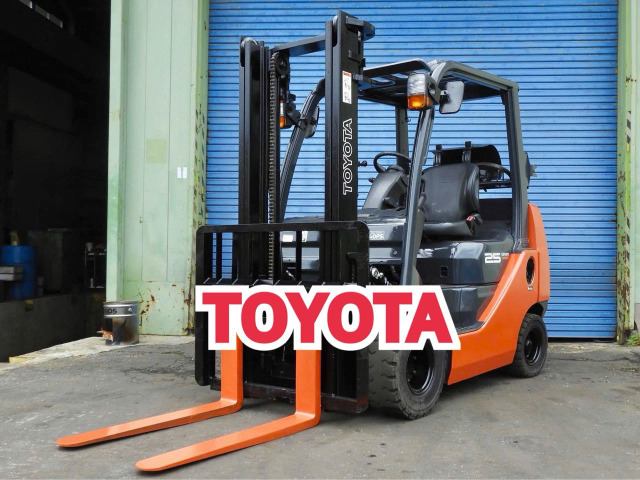 トヨタL&F エンジンフォークリフト 