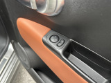 【運転席 窓操作部】