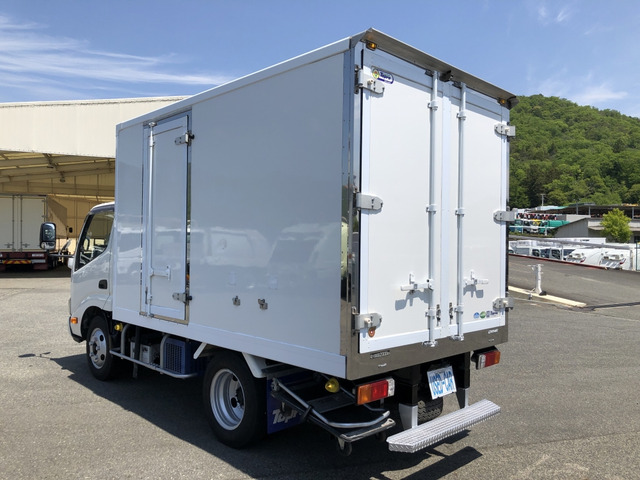 トヨタ ダイナ 冷蔵冷凍車 -30℃設定 標準10尺 スタンバイ機能 の中古車