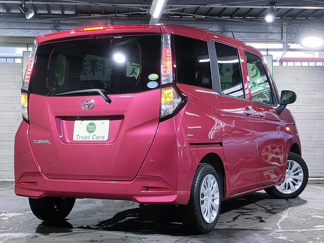 トヨタ　タンク　ディーラー　非売品　大型タペストリー　マゼンタベリー G“S” (2WD) (マゼンタベリーマイカメタリック) | トヨタ自動車