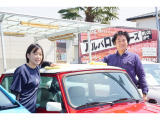 我々がお客様の対応をいたします。左から中西と大庭と溝辺です。毎日洗車したり車をきれいにしたりしてます。輸入車好きの3人です。よろしくお願いします。