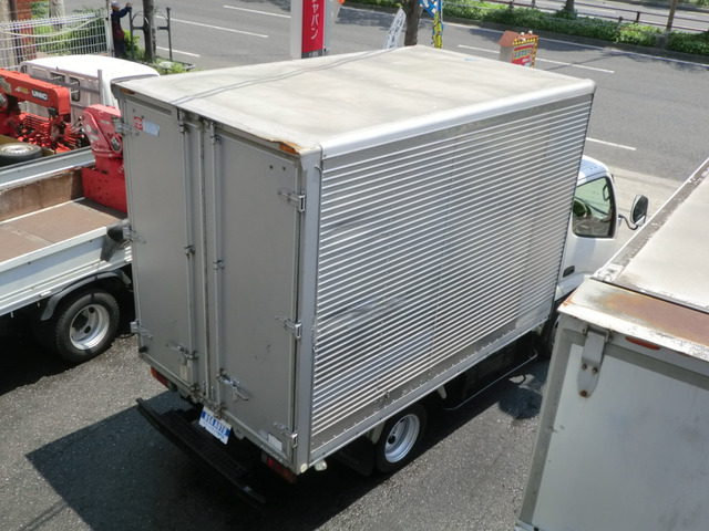 トヨタ トヨエース 4.0 低床 ディーゼル 2トン アルミバン バック