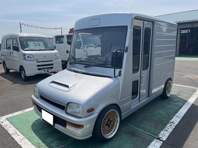 ミラウォークスルーバン  車高調 バックカメラ アルパインナビ・TV11型ワイド ETC ウ...
