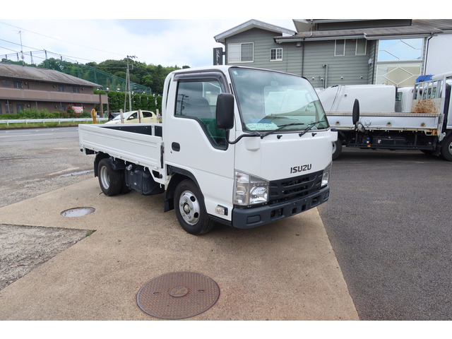 エルフ  平ボディー 積載2000kg