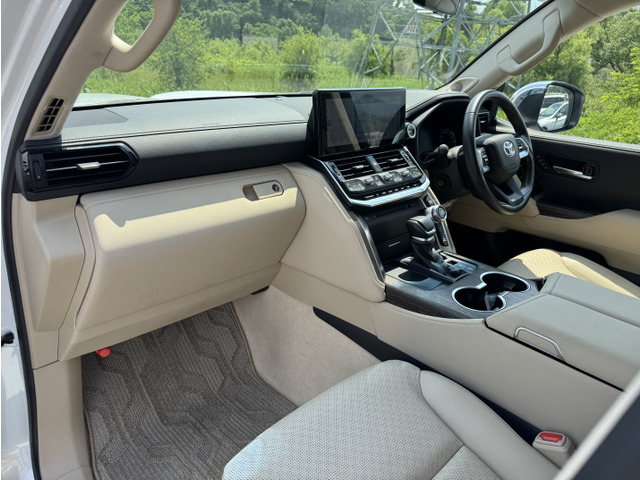 トヨタ ランドクルーザー300 3.5 ZX 4WD プレシャスホワイト