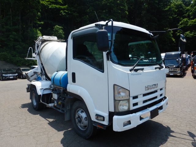 フォワード ミキサー車 車検令和7年7月迄 カヤバ 6速MT