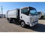 エルフ  ワイドプレスパッカー車 積載2600kg