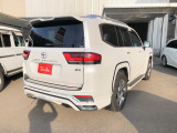 ランドクルーザー300 3.5 ZX 4WD リアエンターテイメントモデリスタ21AW