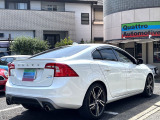 S60 T5 Rデザイン ワンオーナー・禁煙車・19インチアルミ