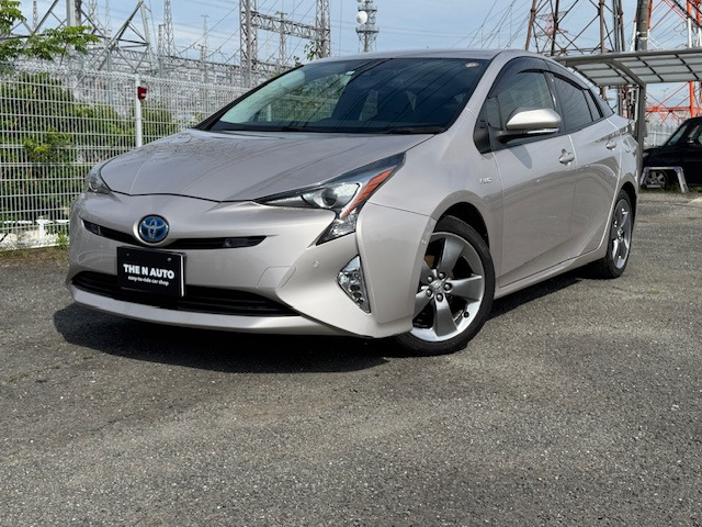 プリウス 1.8 S セーフティ プラス 
