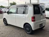 【支払総額推進店】お車をご覧い頂きまして、誠に有難う御座います。在庫車両になりますので、是非ご都合の宜しい時に、見に来て下さい。来店予約をされると、ご案内がスムーズです。
