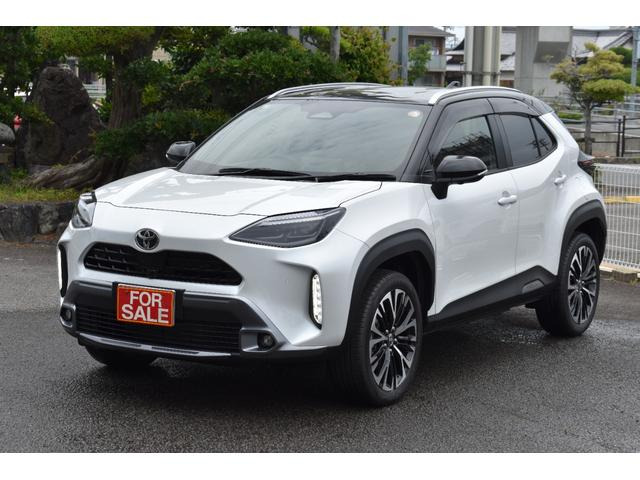 ヤリスクロス 1.5 ハイブリッド Z アドベンチャー パールツートンカラー 改良後 純正...