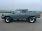 ダットサン  車検付 マッド塗装 4WD グリルガード
