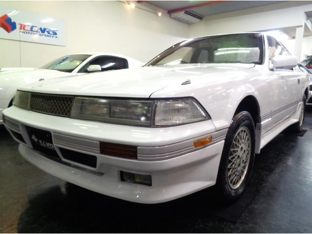 ソアラ 2.0 GT ツインターボL 1G-GTEUツインターボエンジン