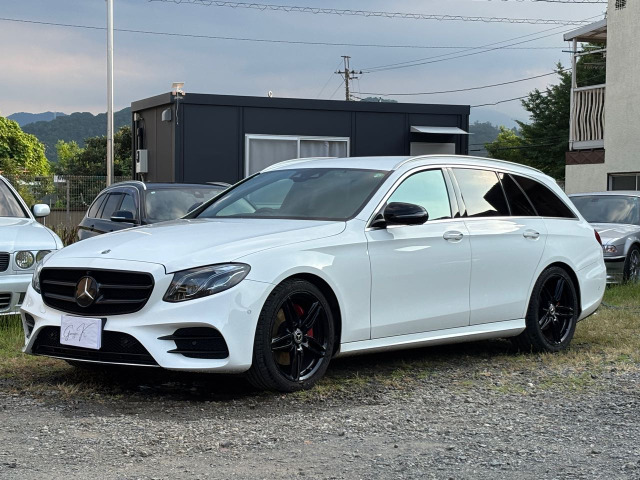 Eクラスワゴン E220d アバンギャルド AMGライン 