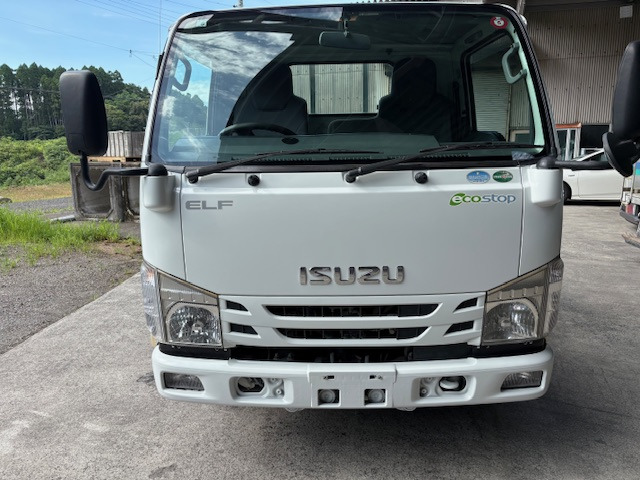 エルフ 100 3.0 フルスーパーロー ディーゼル 4WD 積載量3トン